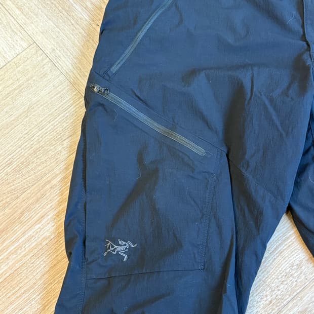 [34] 아크테릭스 레프로이 팬츠 블랙