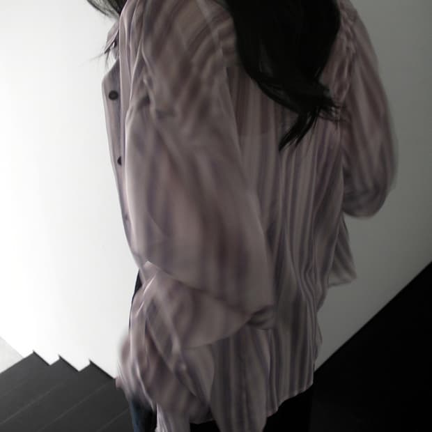 시스루 스트라이프 셔츠 