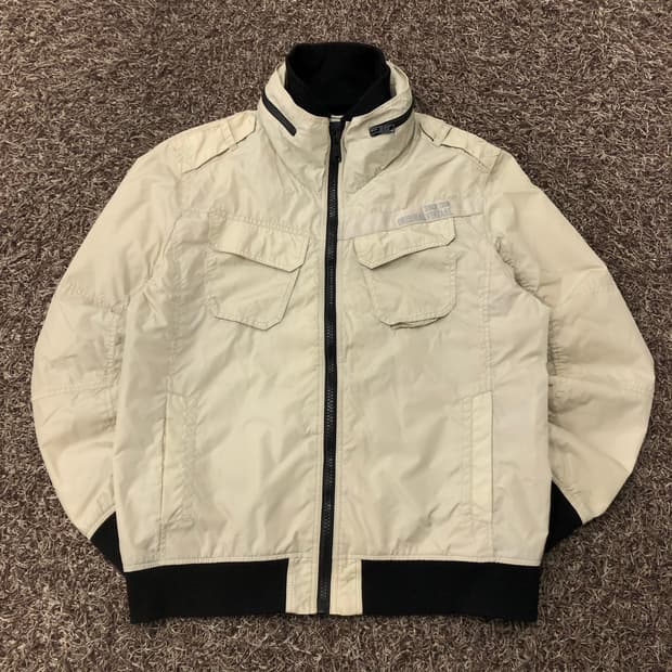 버커루 나일론 바람막이 봄버 자켓