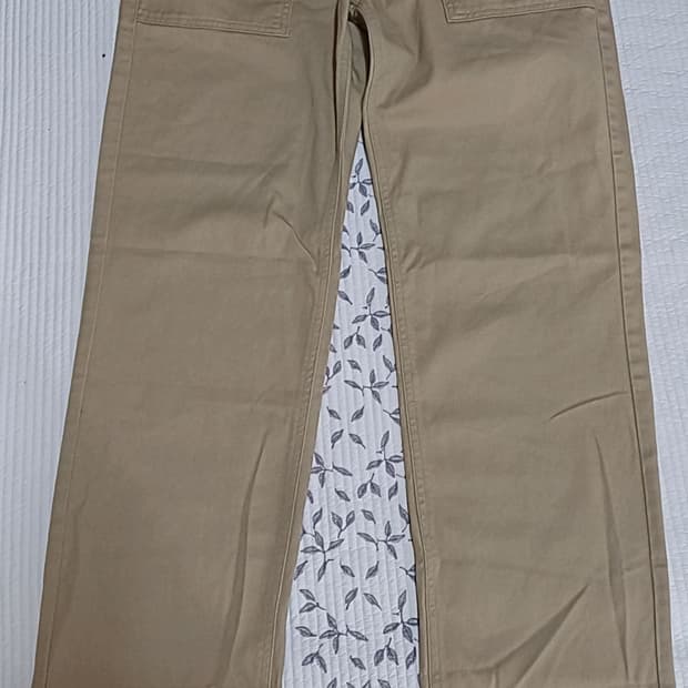 무신사 미사용 퍼티그팬츠 31인치 기장106