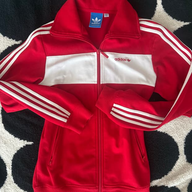 아디다스 바켄바우어 레드 화이트 져지