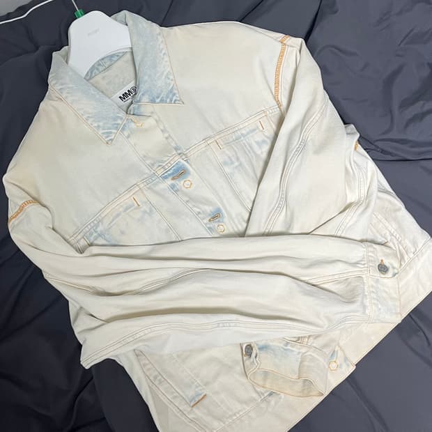 MM6 19ss 블리치드 리버시블 청자켓
