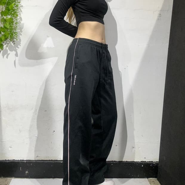 리복 블랙 와이드 스몰 로고 사이드 라인 팬츠 M