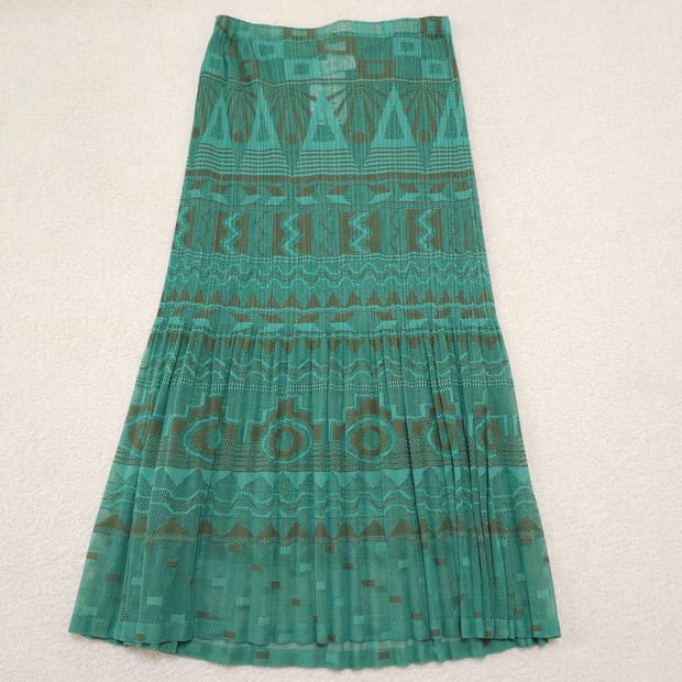 Pleats Please Geometric Mesh skirt