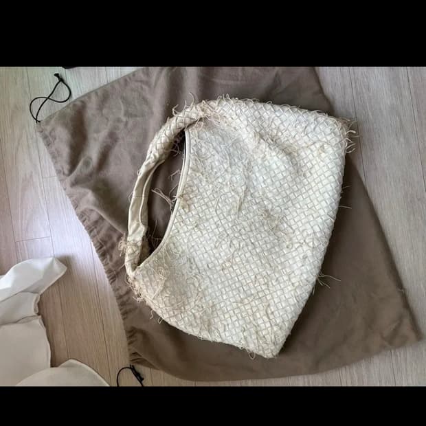 보테가베네타 인트레치아토 프린지 호보