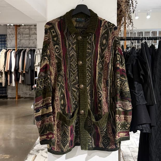 쿠지 그린 에스닉 멀티 케이블 버튼 가디건