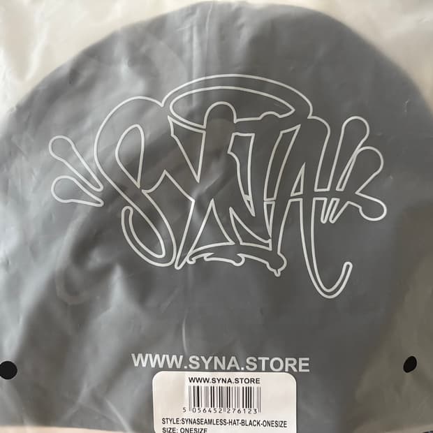 Syna world 시나월드 seamless grey/black 비니