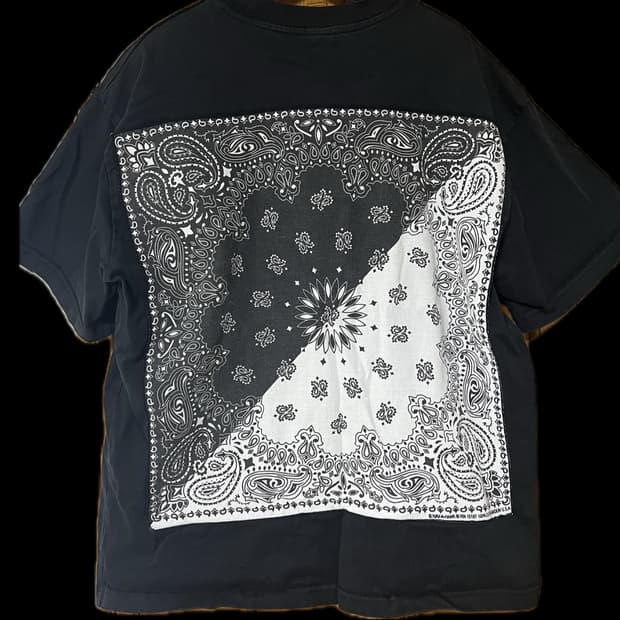 블리치 아트BLEACH ART 페이즐리 반다나 패턴 티셔츠