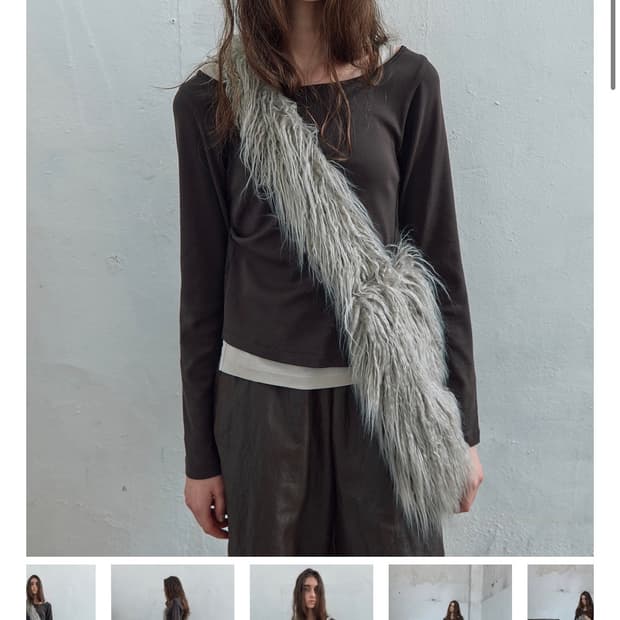 낫띵에브리띵 VEGAN FUR CROSSBODY BAG