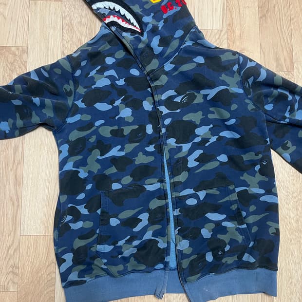 베이프 카모 후드집업