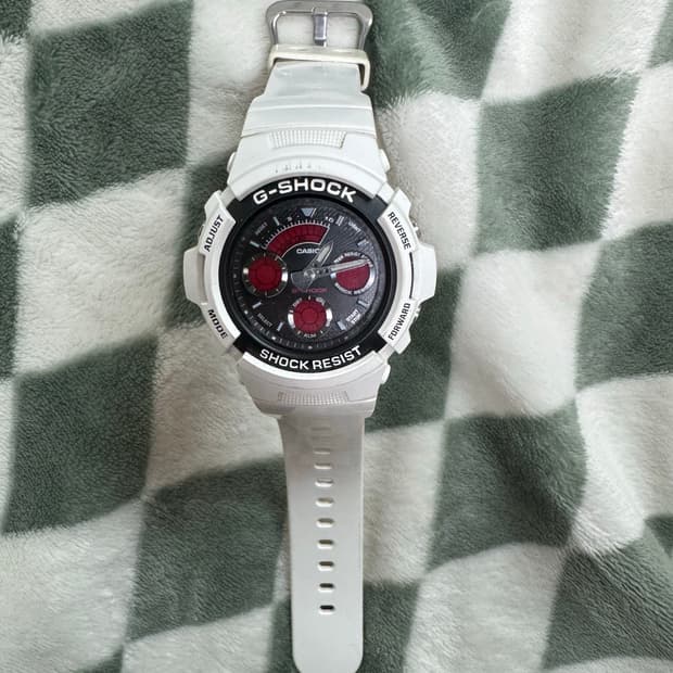 G-shock(지샥) 시계 화이트