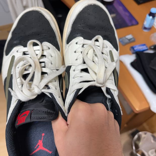 나이키 조던 스캇 올리브 275