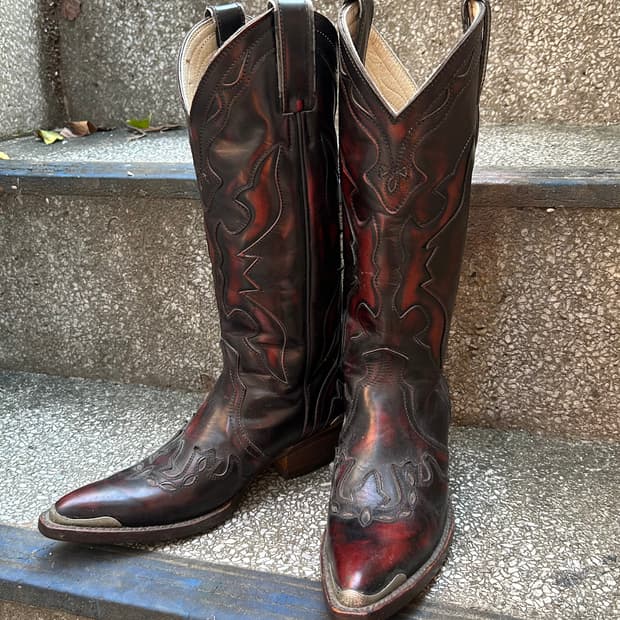 2000s vintage western boots