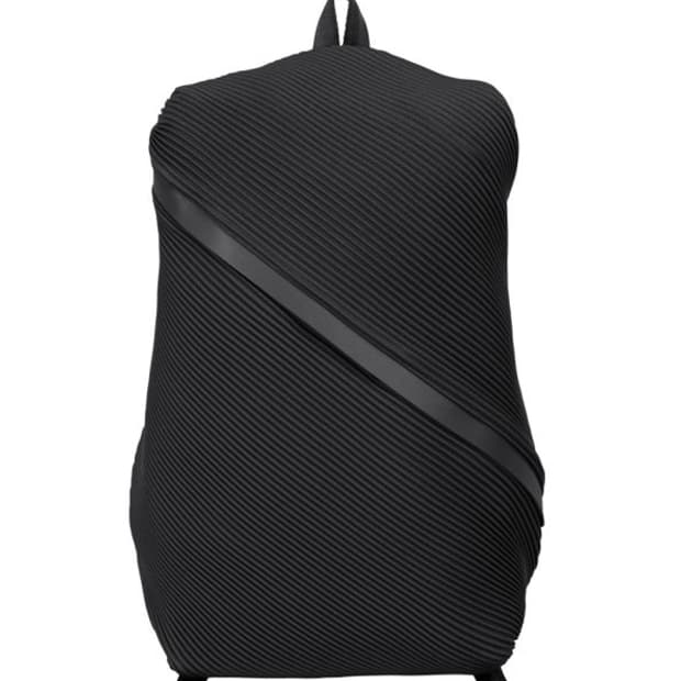 (구해요) 이세이미야케 플리츠 백팩 