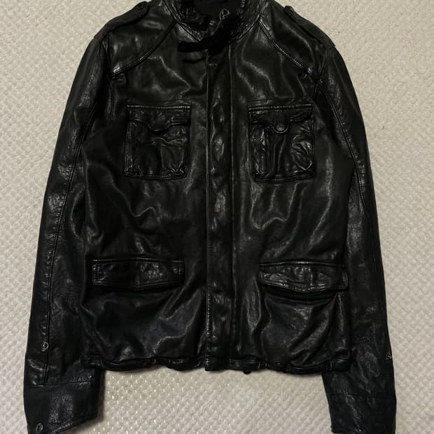 XESS 아티잔 무드 램스킨 양가죽 포켓 절개 레더 자켓