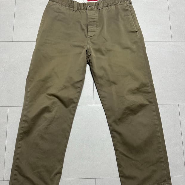 슈프림 핀업걸 치노팬츠