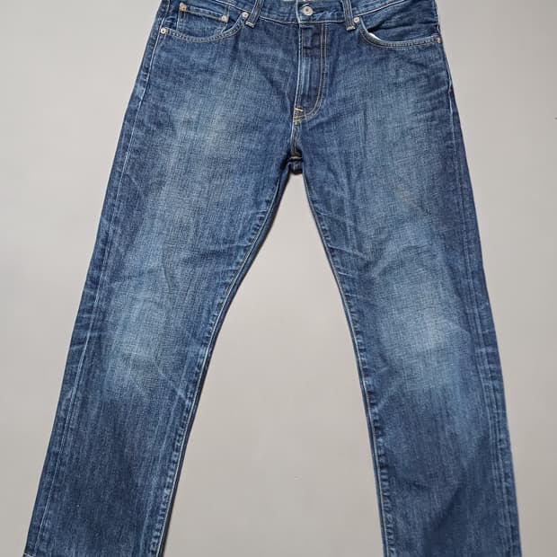 [33] 유니클로 UJ  레귤러 스트레이트진 청바지