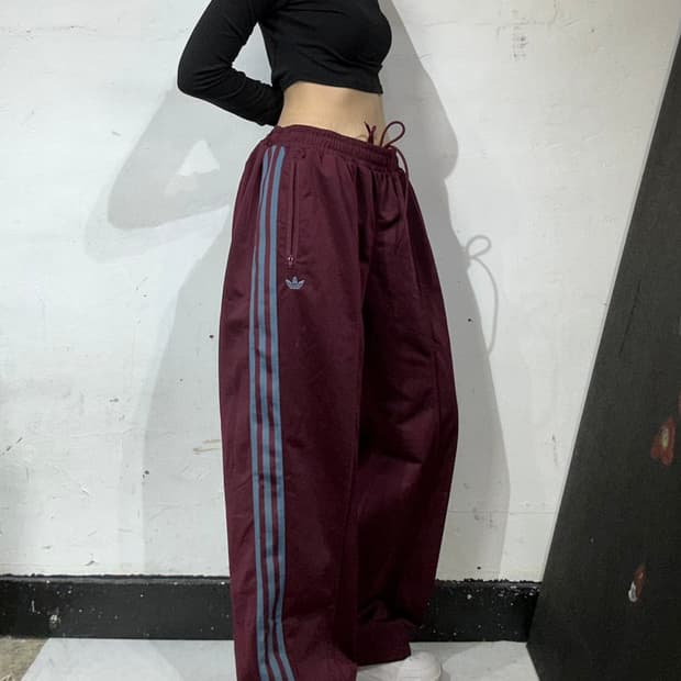 아디다스 대대장 버건디 와이드 블루 삼선 파이어버드 팬츠 추리닝 바지 L