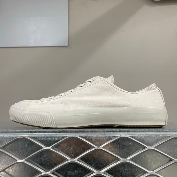 문스타 짐클래식 화이트 270 (gr-4073)