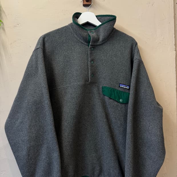 파타고니아 신칠라 그레이 그린 m