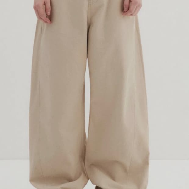 dnsr 커브드 치노 팬츠