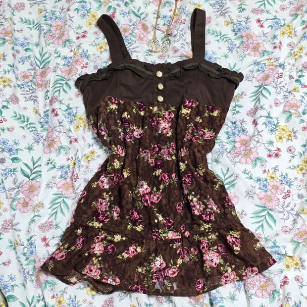 일본빈티지)초코라떼히메갸루st 플로럴 리즈리사깔 레이스 슬리브리스