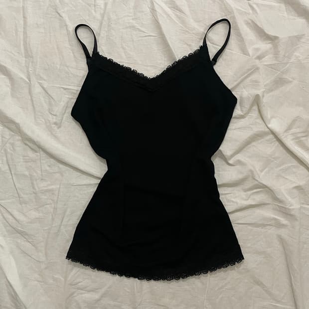 MICHEL KLEIN 블랙 레이스 슬림 나시 