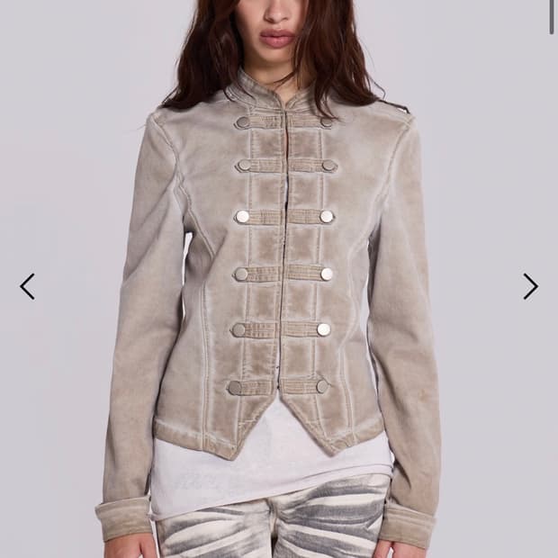 (구매) 제이디드 런던 밀리터리 나폴레옹 자켓 클레이 색상