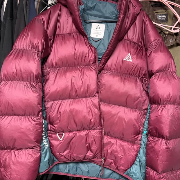 [L]나이키 ACG 써마핏 ADV 루나 레이크 퍼퍼 자켓 나이트 마룬