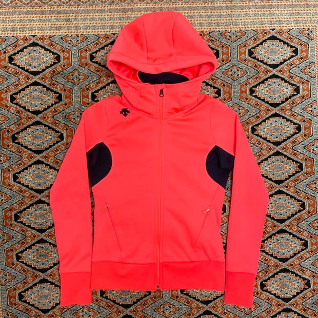 데상트 형광핑크 테크팩 기모 후드집업 여성S