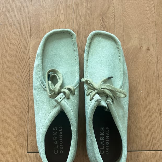 클락스 왈라비 275