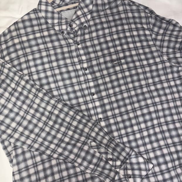 언더마이카 체크 셔츠 1사이즈