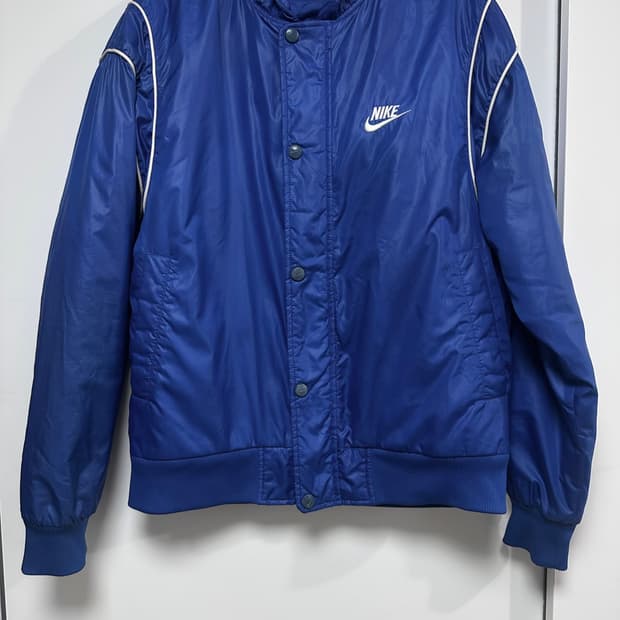 나이키 퓨츄라 나일론 후드자켓 경량패딩