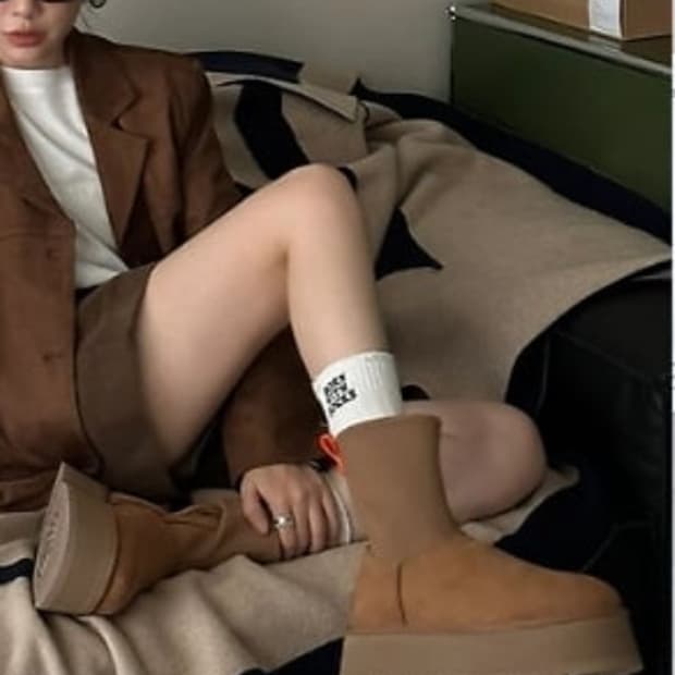 US 7 풀박 새상품 정품 어그 네오프렌 플랫폼 클래식 디퍼 부츠 미니