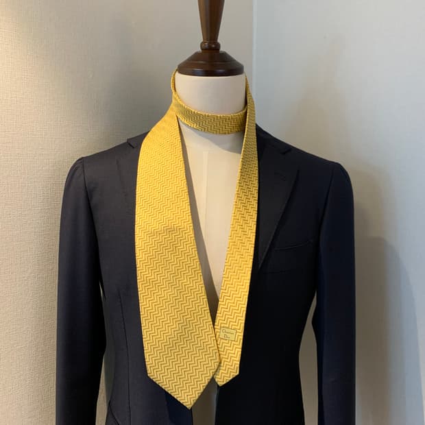 디올(Dior) 프랑스 100실크 명품넥타이 A등급 신형라벨