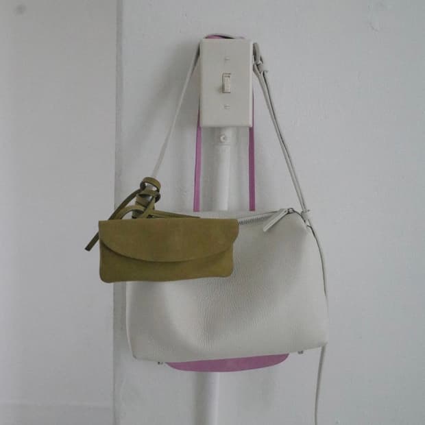 Foeto 포에토 How string bag 벨트백 _ 올리브