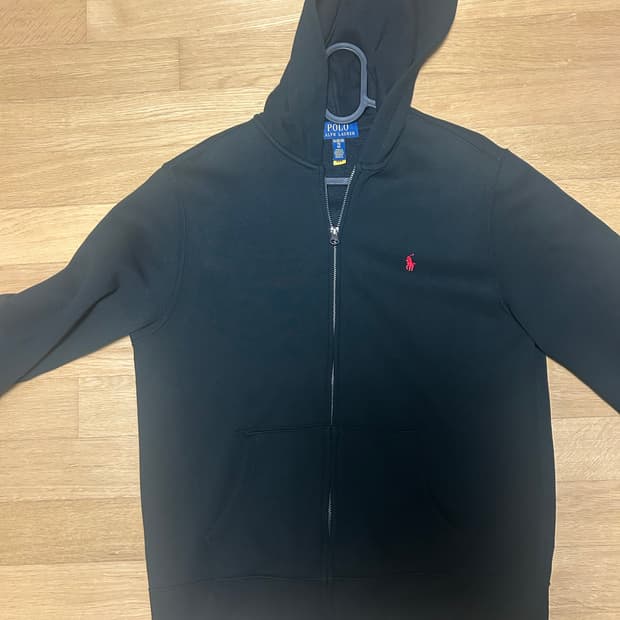 폴로 후드집업