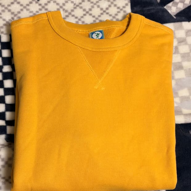 디스커스 맨투맨 