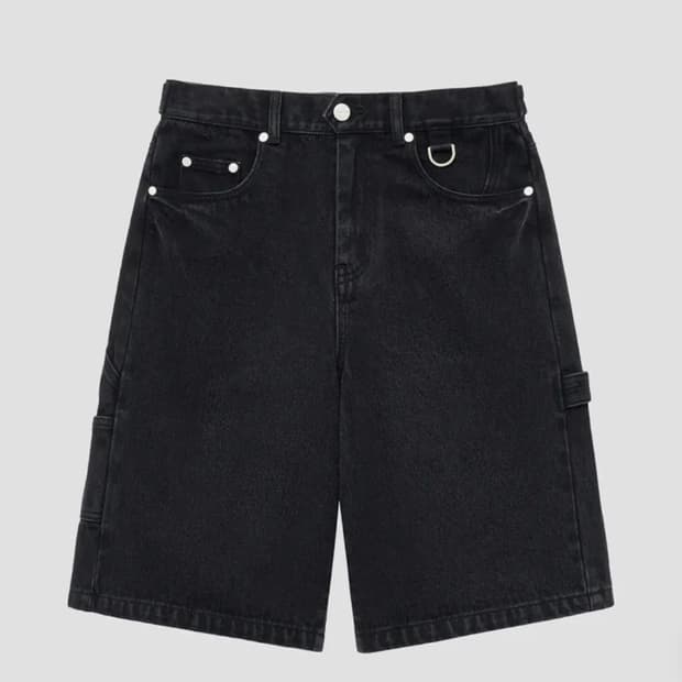 더바이닐하우스 카펜터 쇼츠