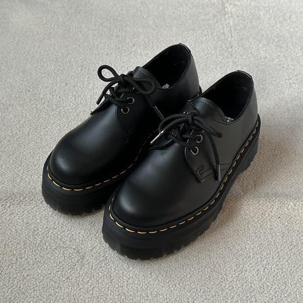 닥터마틴 1461 쿼드