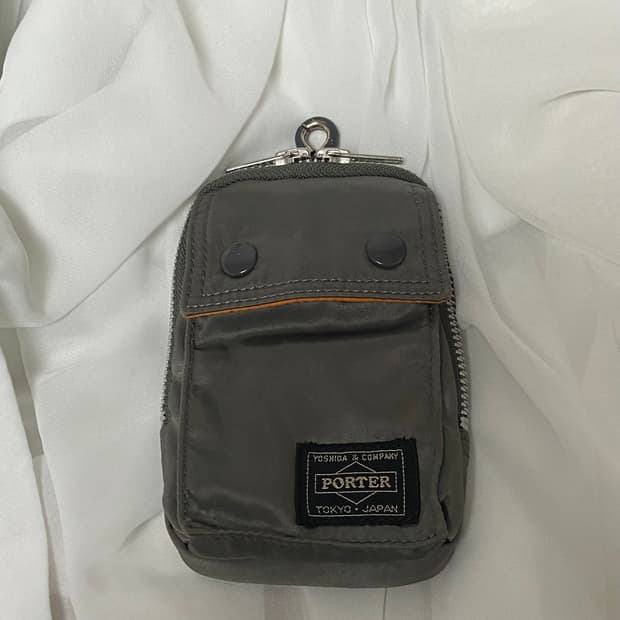 포터 탱커 파우치 실버 그레이