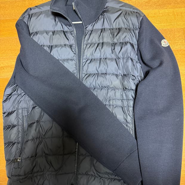 몽클레어 니트패딩