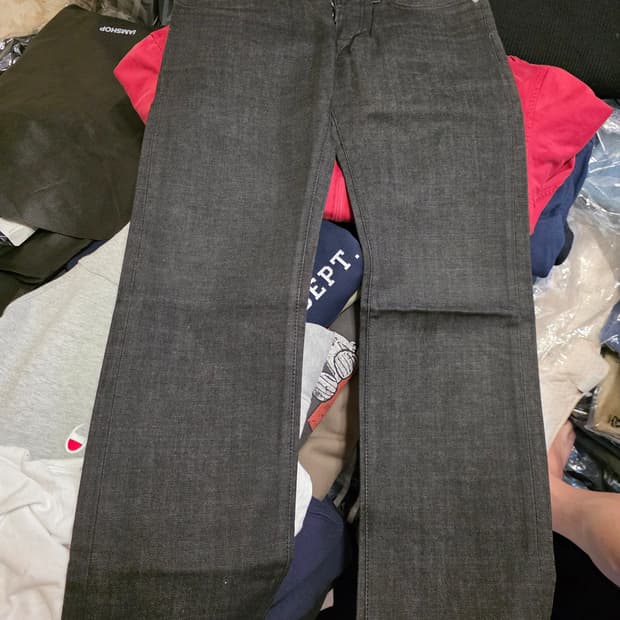 디올옴므 pantaloons jean 28사이즈