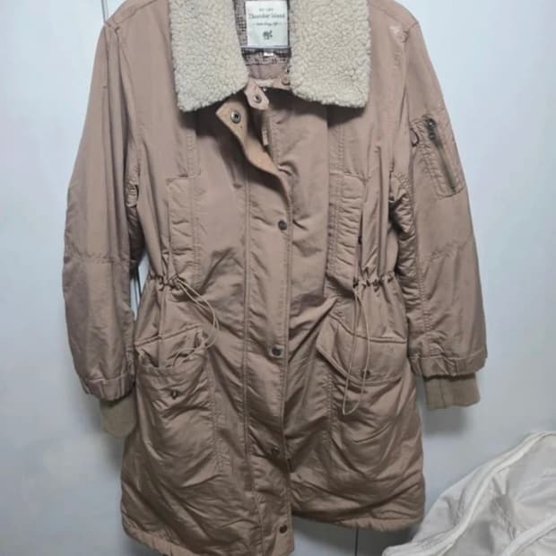 써스데이 아일랜드 뽀글이야상 베이지 m