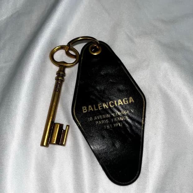 Balenciaga 24ss Invitation