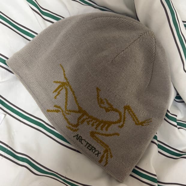 아크테릭스 모자 비니
