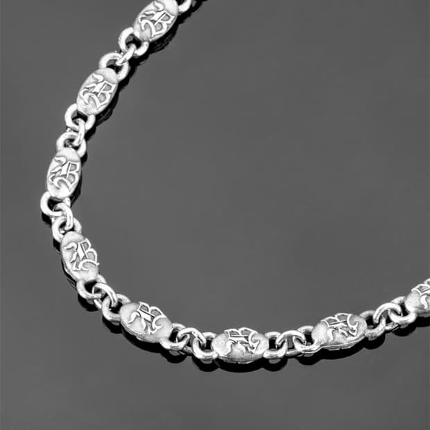 킹크로티 스몰B 체인 목걸이 팝니다