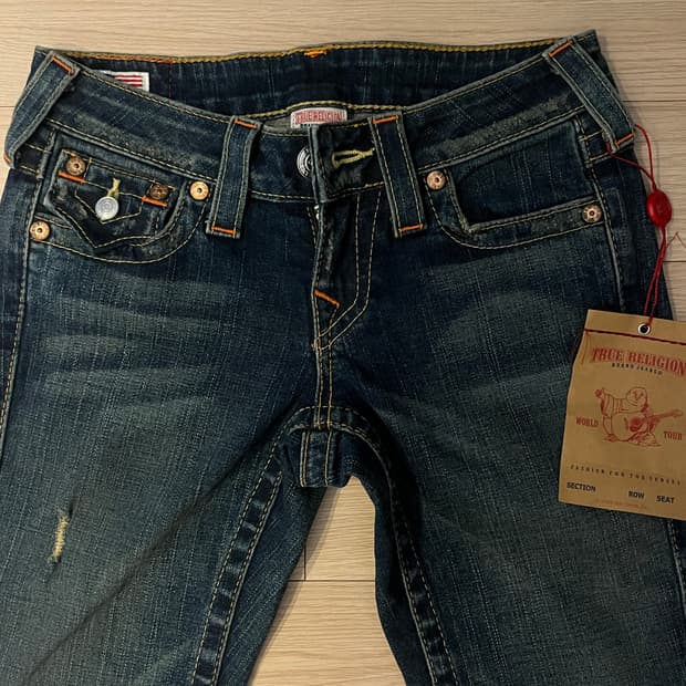 택o새상품) 트루릴리전 로우라이즈 부츠컷 데님 청바지 조이