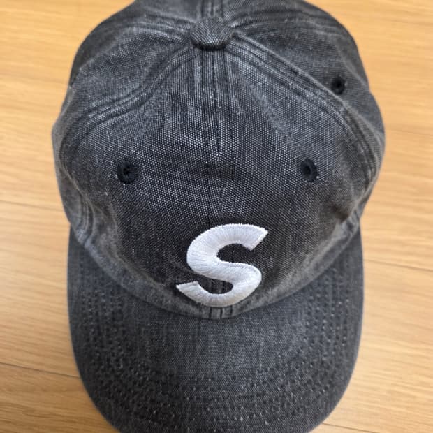 슈프림 S로고 6패널 피그먼트 볼캡 블랙