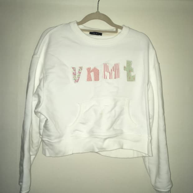 Vanishment 바니쉬먼트 화이트 맨투맨